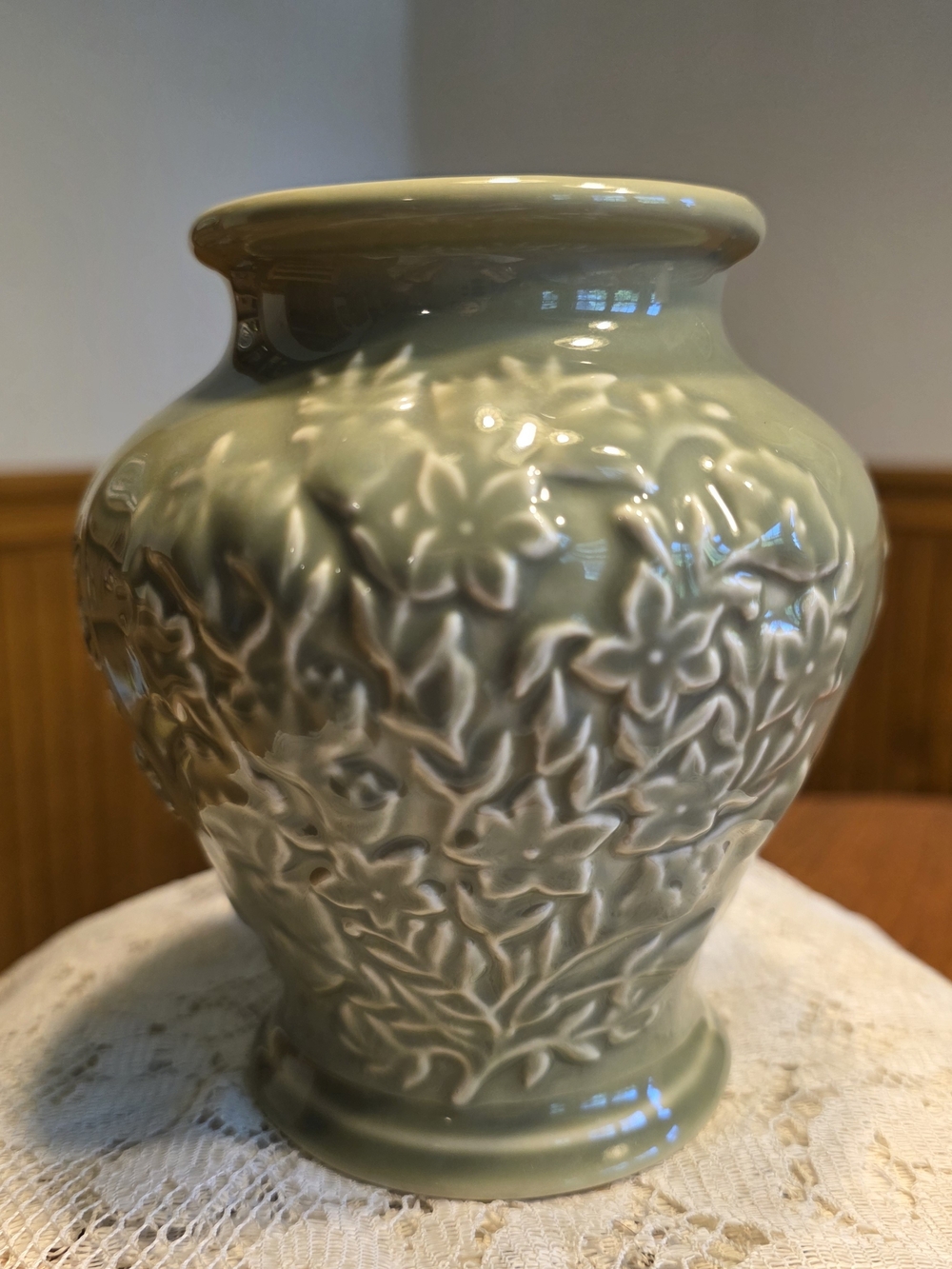 VTG Longaberger Pottery Sage Green Small Vase 5.25"